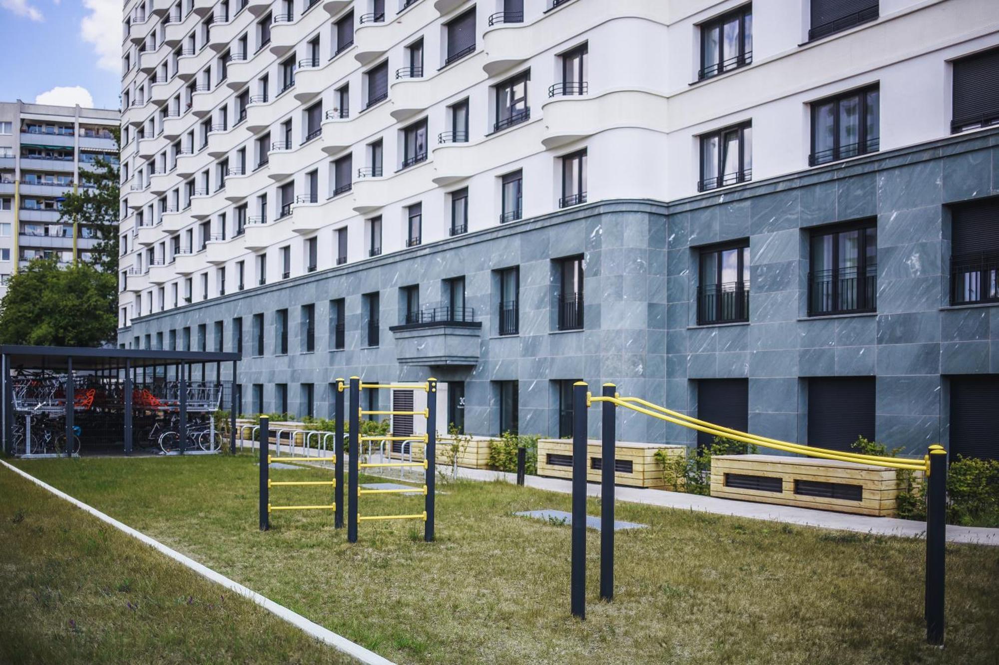 The Circus Living — Foto’s 3